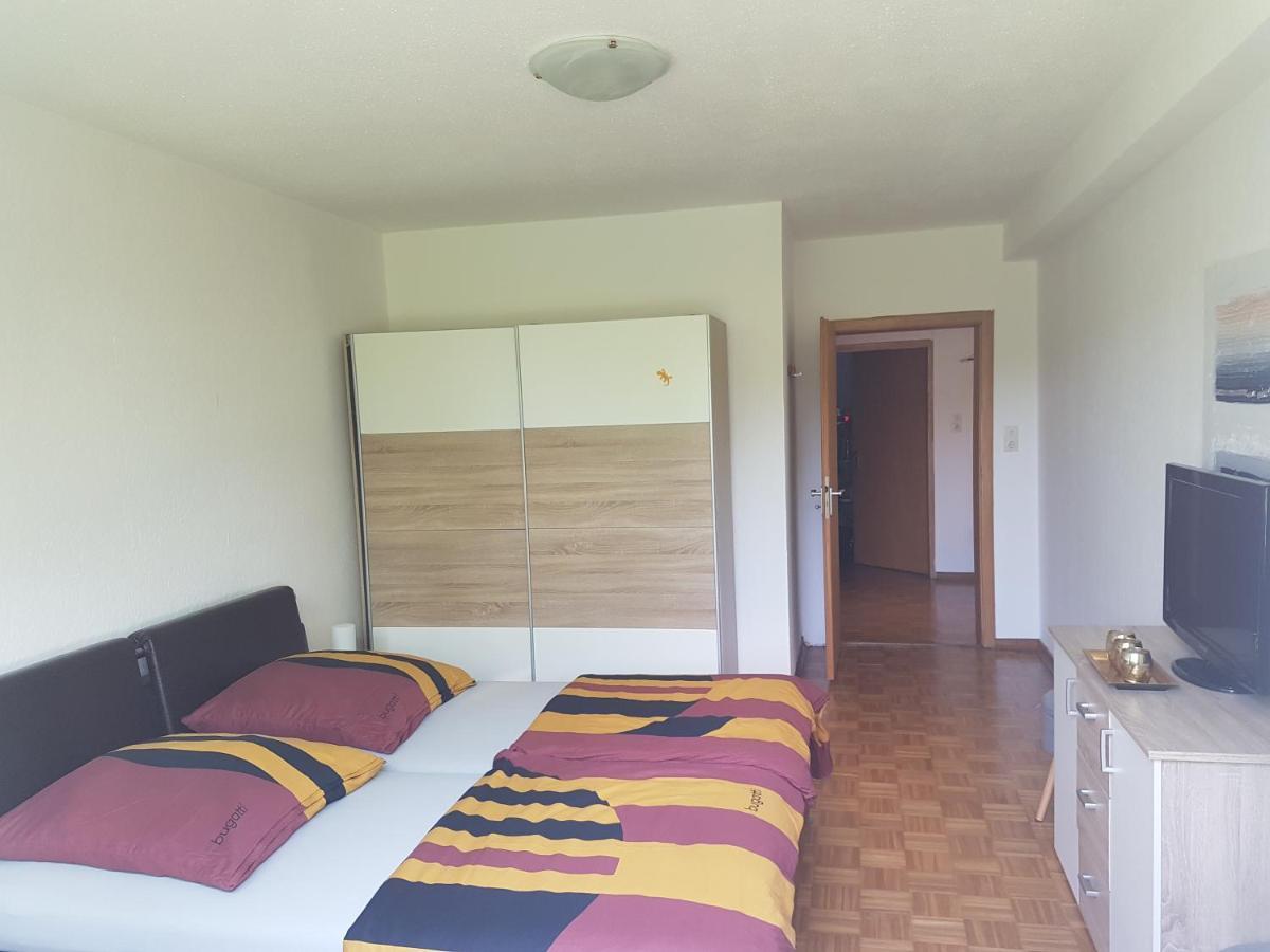 Ferienwohnung RAUSZEIT-ToRoNi Niedenstein Exterior foto