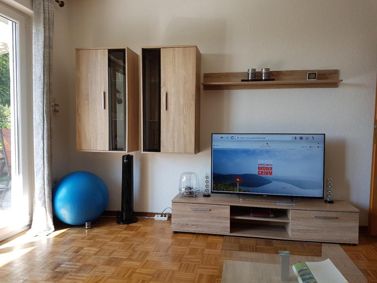 Ferienwohnung RAUSZEIT-ToRoNi Niedenstein Exterior foto